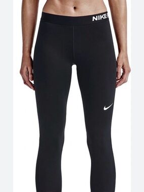 ✔️ Nike PRO Black Performance Leggings
